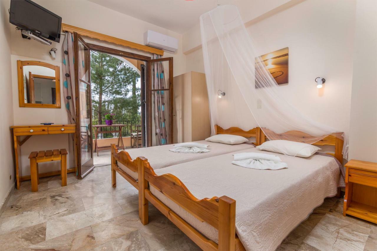 Andreas Apartments Agios Georgios Pagon Eksteriør bilde